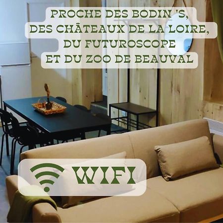 Appartement 2 Chambres Avec Wifi Centre De Descartes Экстерьер фото